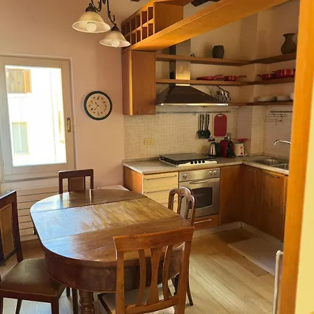 Vatican Retreat- 2bedrooms And 2 Bathrooms