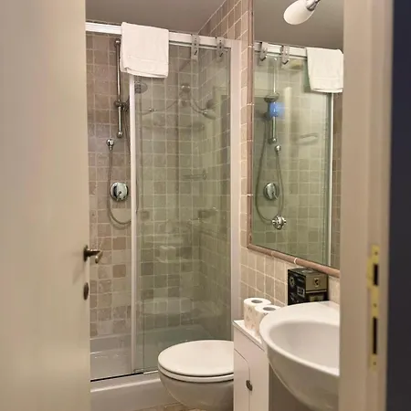 Vatican Retreat- 2bedrooms And 2 Bathrooms Apartamento Roma