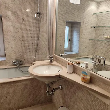 Apartamento Vatican Retreat- 2bedrooms And 2 Bathrooms *
