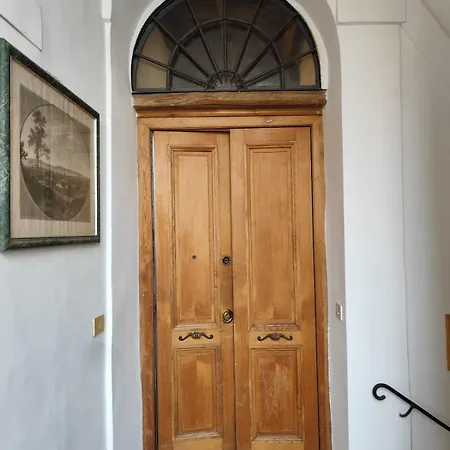 Vatican Retreat- 2bedrooms And 2 Bathrooms