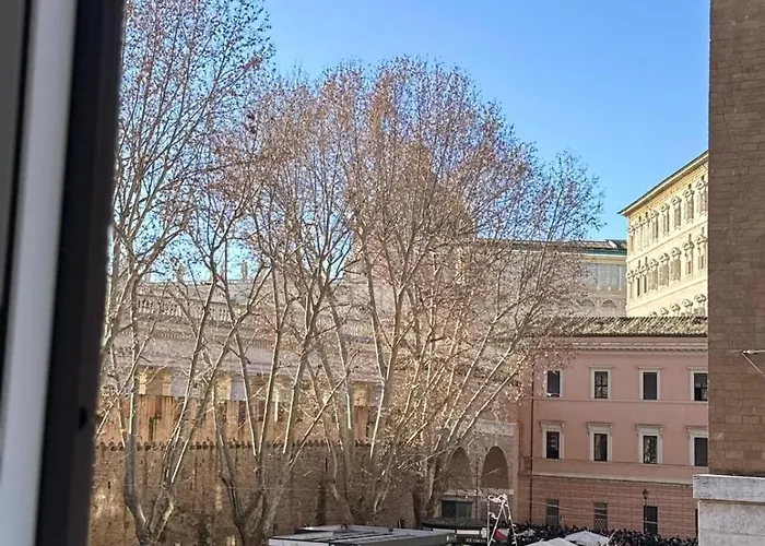 Vatican Retreat- 2bedrooms And 2 Bathrooms روما